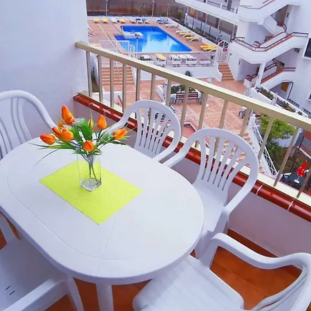 Los Cristianos Cozy With Every Comfort Apartman *