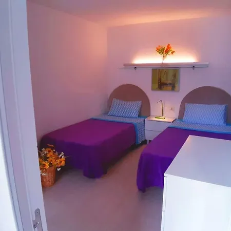 Apartman Los Cristianos Cozy With Every Comfort