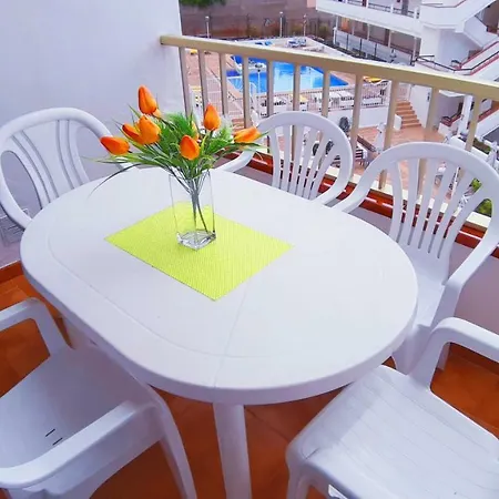 Los Cristianos Cozy With Every Comfort